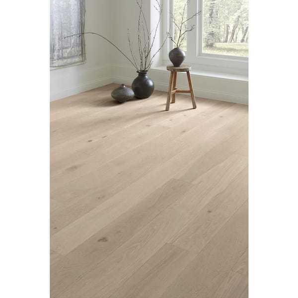 Portside White Oak 9/16 in. T x 8.66 in. W Tongue and Groove Wire Brushed Engineered Hardwood Flooring (31.25 sqft/case)
