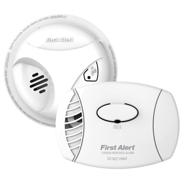First Alert Battery Powered Combination Pack Smoke and Carbon Monoxide Alarm with Low Battery Alert