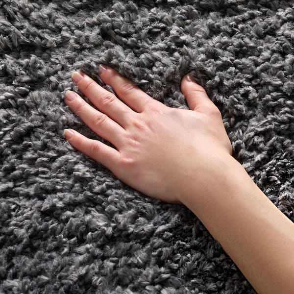 August Shag Charcoal 4 ft. x 6 ft. Solid Area Rug