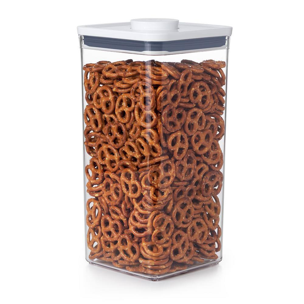 thumbnail image 2 of OXO Good Grips POP 2.0 Big Square Medium Storage Container – 4.2L Capacity, Clear Plastic (11233500UK) 2 of 4