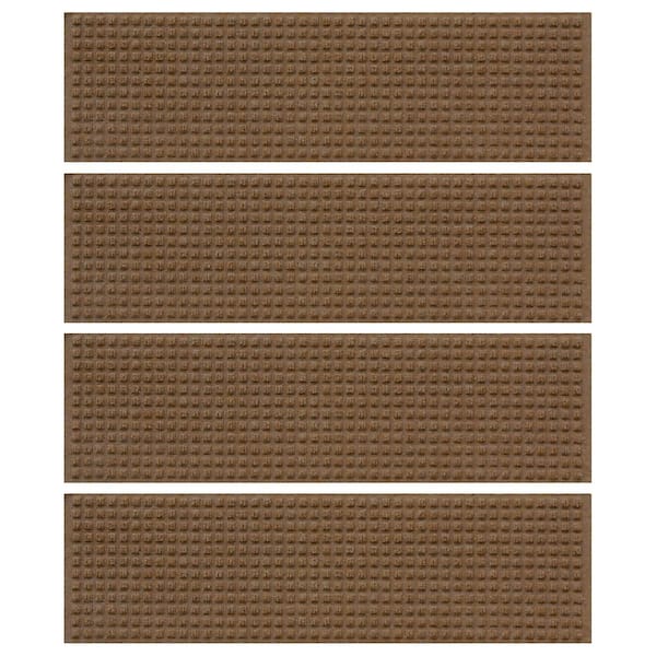 Bungalow Flooring Waterhog Squares 8.5 in. x 30 in. PET Polyester Indoor Outdoor Stair Tread Cover (Set of 4) Dark Brown