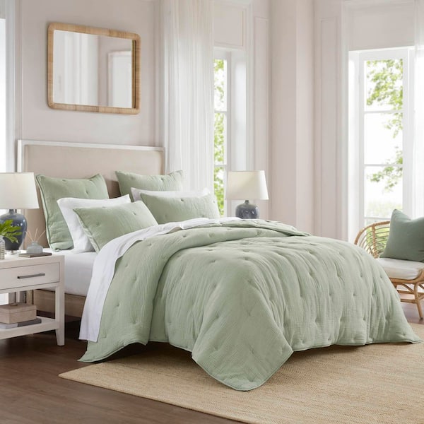 Breeze 3-Piece Sage Cotton King Gauze Embroidered Quilt Set