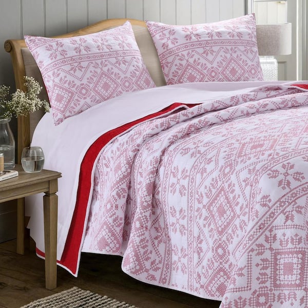 Greenland Home Fashions Holly Cross Stitch 2-Piece White Twin Quilt Set