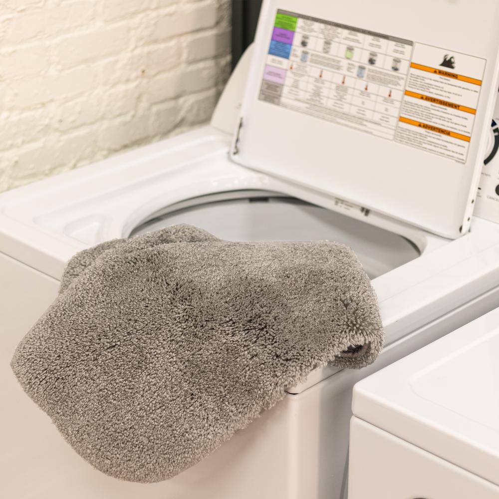 Burgundy Plush Polyester Bath Rug Set with Non-Slip Backing
