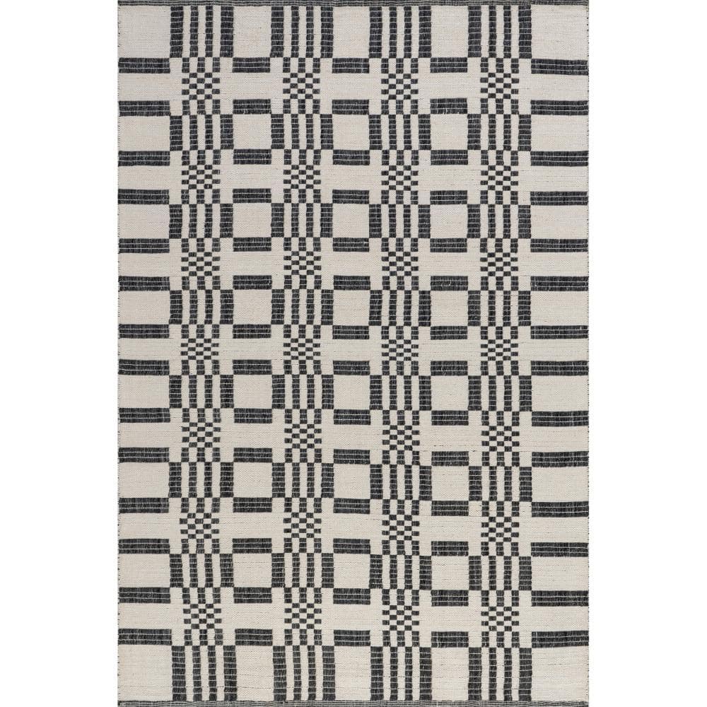 Gray and Off-White Geometric Synthetic Flat Woven 4' x 6' Area Rug