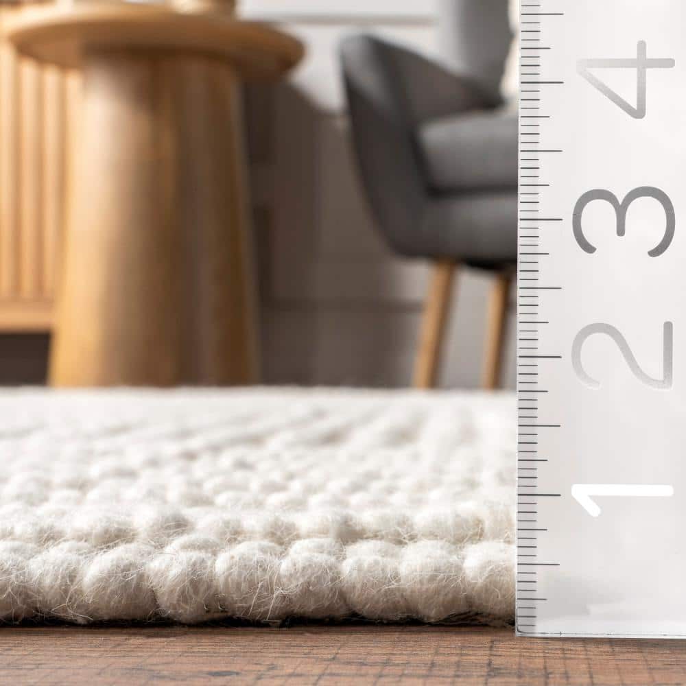 Ivory High-Low Striped Wool and Cotton 4' x 6' Area Rug