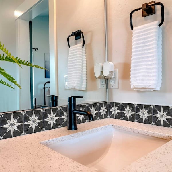 7 in. x 7 in. Black and White R50 Vinyl Peel and Stick Tile (24 Tiles, 8.17 sq. ft./pack)