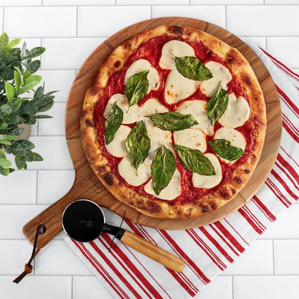 GIBSON elite 2-Piece Acacia Wood Serving Board and Pizza Cutter