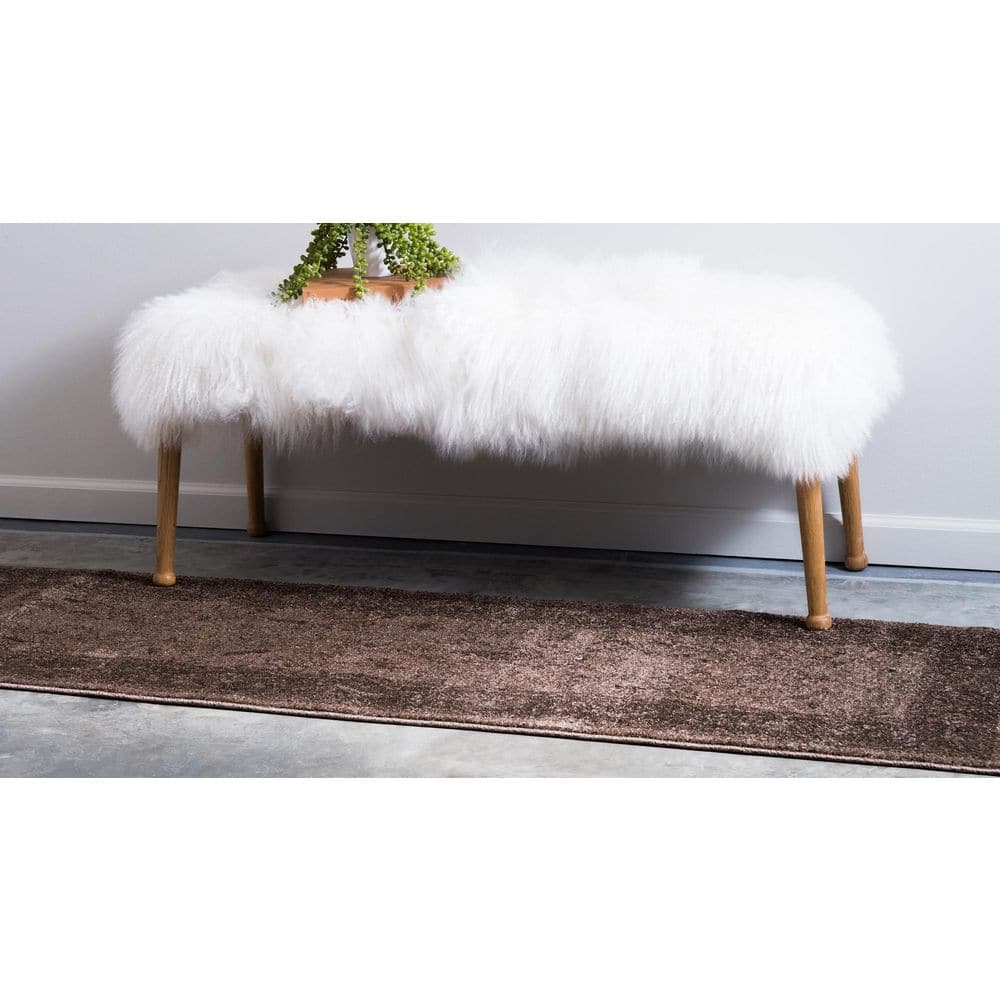 Classic Floral Brown Synthetic 6' Indoor Runner Rug