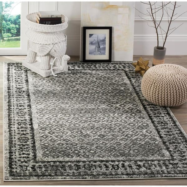 Adirondack Ivory/Silver 6 ft. x 6 ft. Square Geometric Border Area Rug