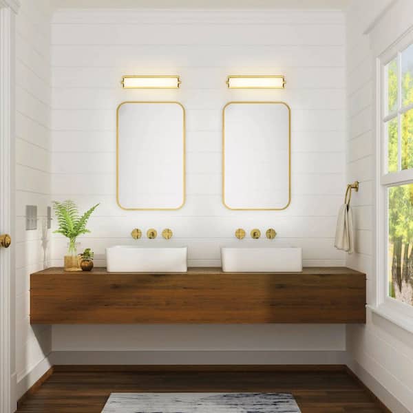 Rennnsan Fynr Modern 1-Light 20.5 in. Brushed Gold Linear LED Wall