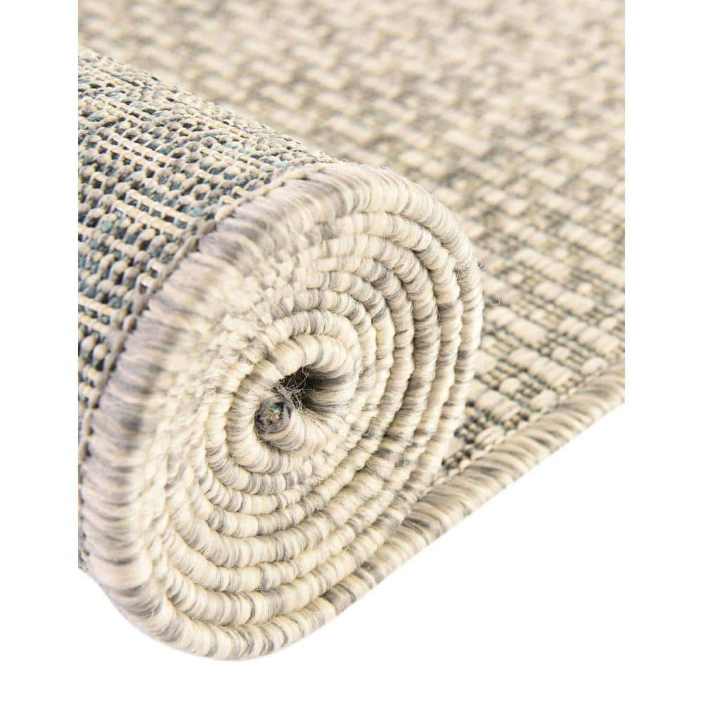 Light Gray 8' Square Stain-Resistant Outdoor Rug