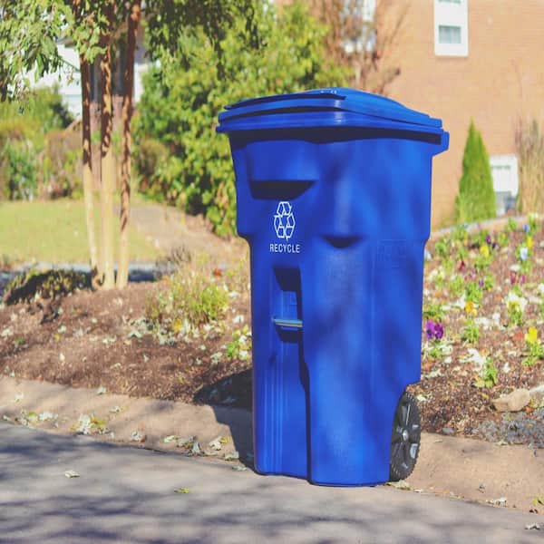 96 Gallon Trash & Recycling Container