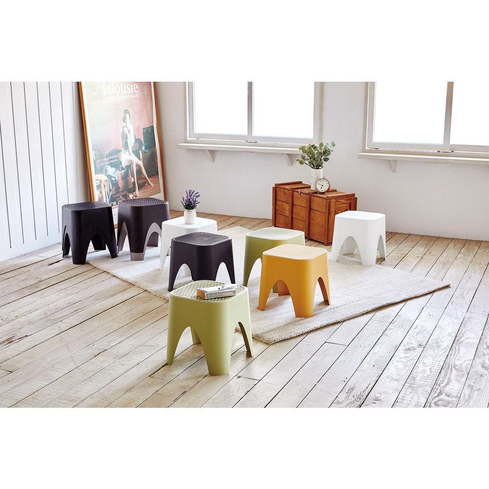 Mallorca Brown Stackable Resin Outdoor Accent Table Set