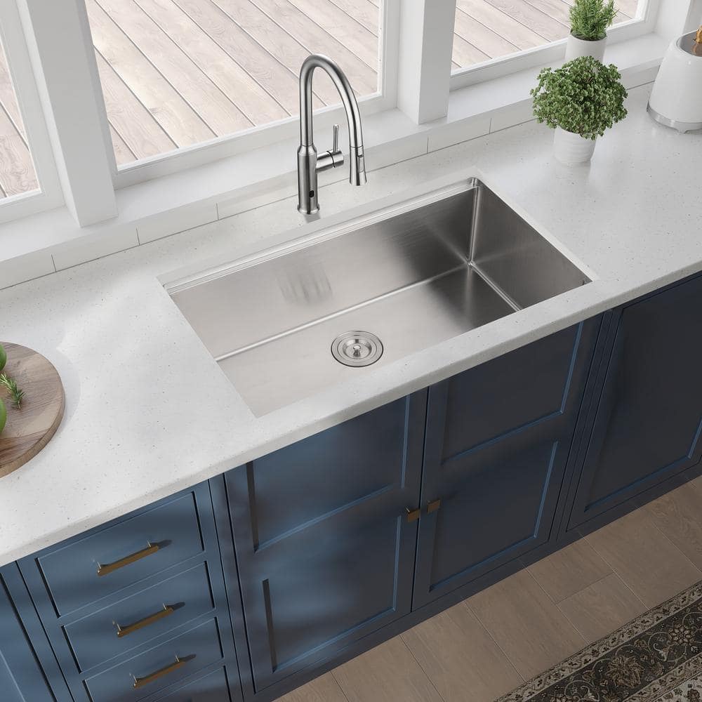 33'' Stainless Steel Undermount Single Bowl Kitchen Sink with Accessories