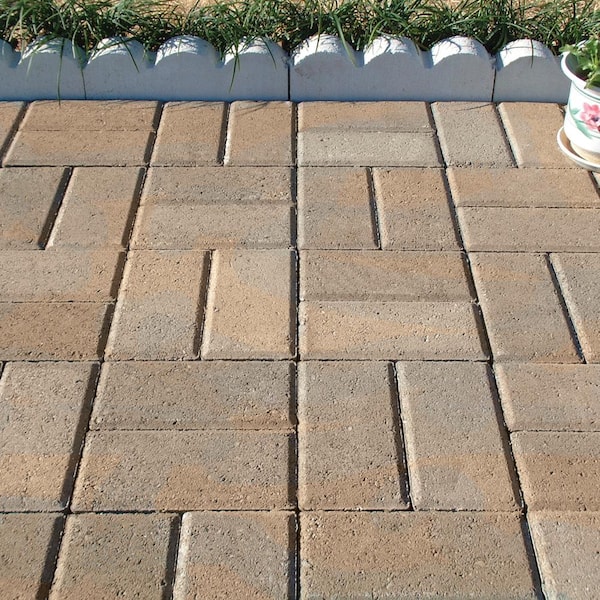 Holland 7.87 in. L x 3.94 in. W x 1.77 in. H Winter Blend Concrete Paver (672-Piece/145 sq. ft. /Pallet)