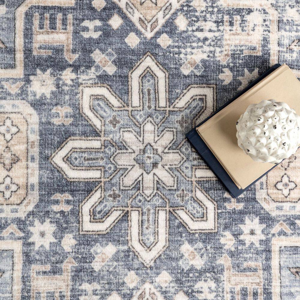Jordan Gray and Ivory Synthetic Medallion Washable 3' x 5' Rug