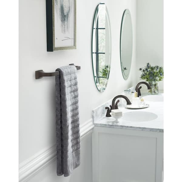Highland Ridge 18 in. (457 mm) L Towel Bar in Oil Rubbed Bronze