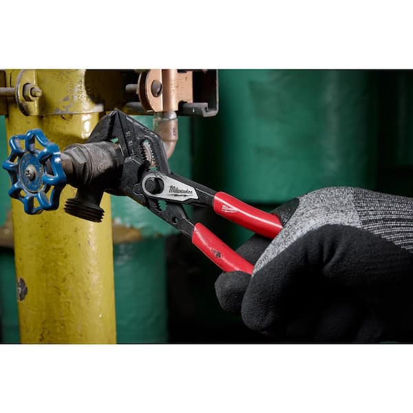 Milwaukee 7 in. Straight Jaw Pliers Wrench 48-22-6907 - The Home Depot