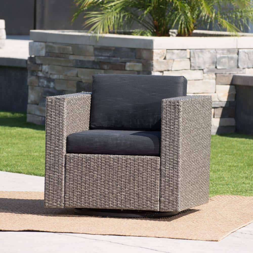 broyhill outdoor swivel chair