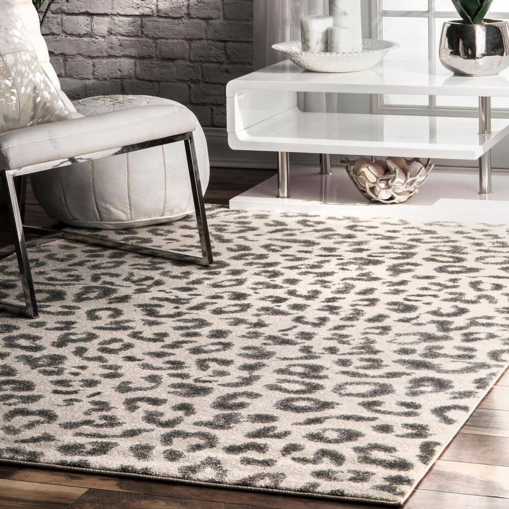 Gray and Off-White Round Tufted Oriental Area Rug