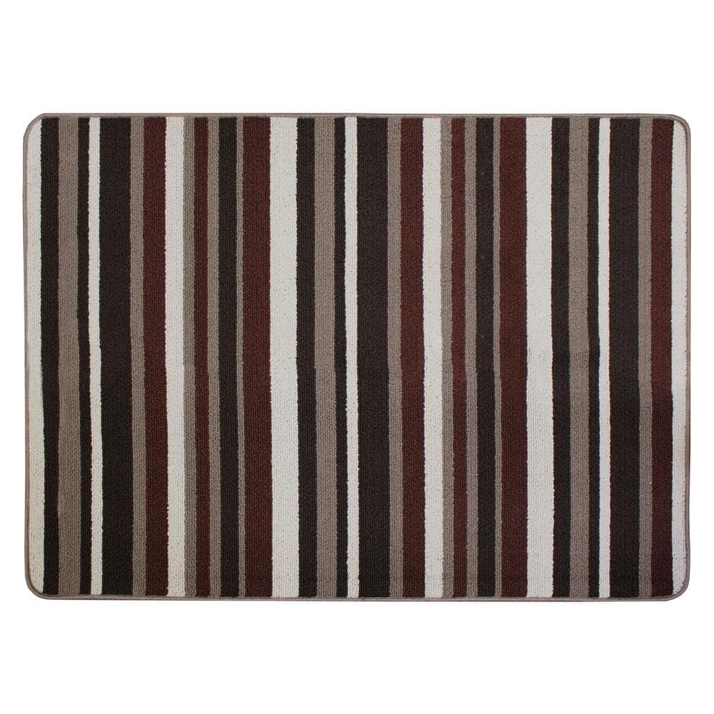 Embossed Mocha 3 ft. x 4 ft. Door Mat by TrafficMaster in good