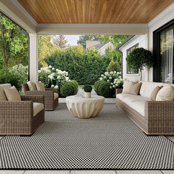 Courtyard Black White 9 ft. x 12 ft. All-over design Contemporary Area Rug