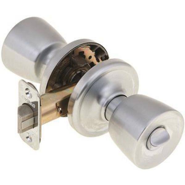 Kwikset Abbey Satin Chrome Bed/Bath Door Knob with Lock 97300-874 - The ...