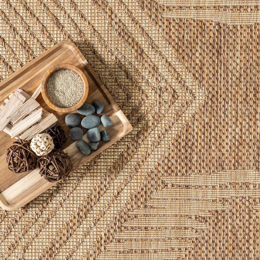 Ranya Modern Tribal 4' x 6' Light Brown Synthetic Area Rug