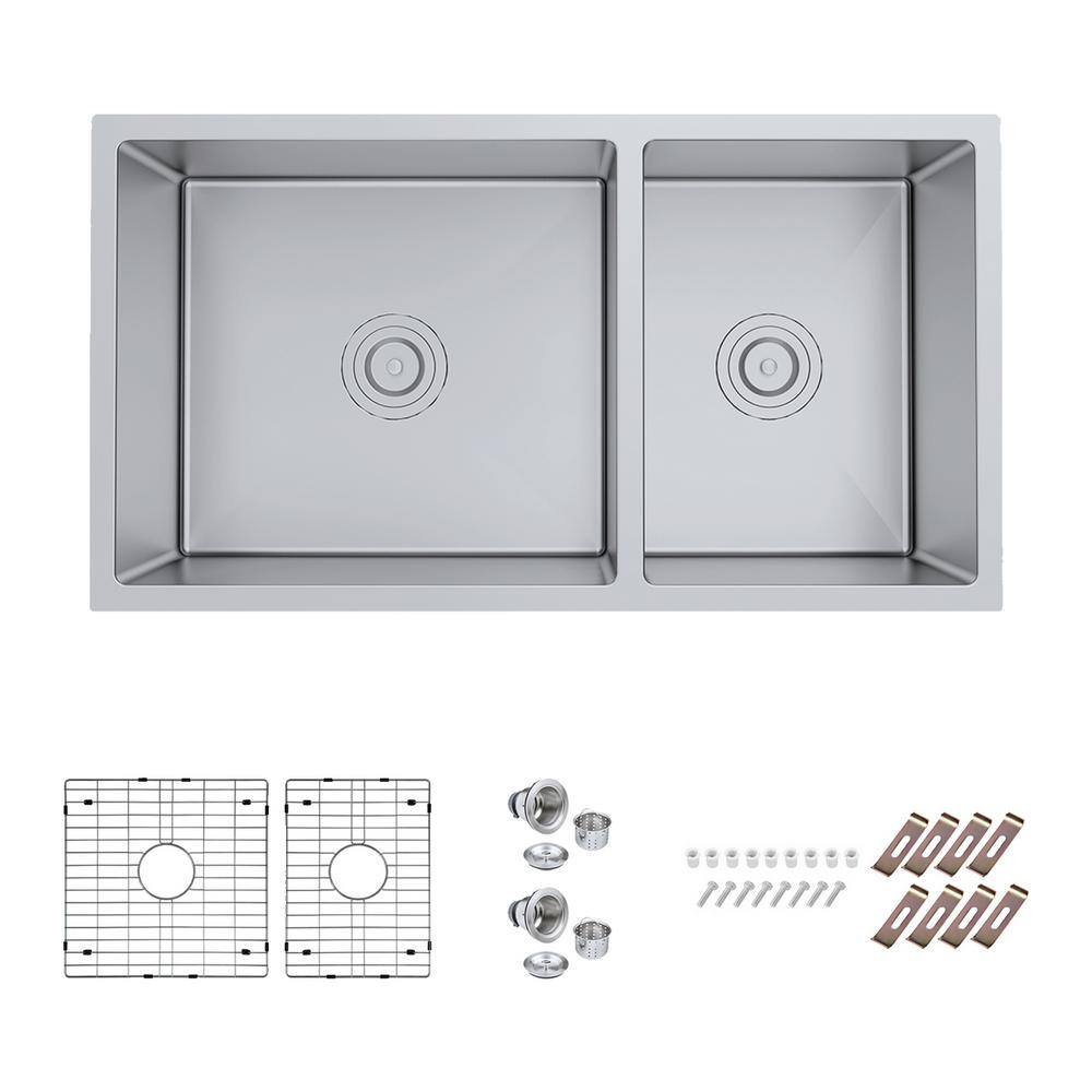 https://images.thdstatic.com/productImages/3bd9390f-e092-46e6-a191-1d8fedaa8d04/svn/brushed-stainless-steel-pelham-white-undermount-kitchen-sinks-pws133-64_1000.jpg