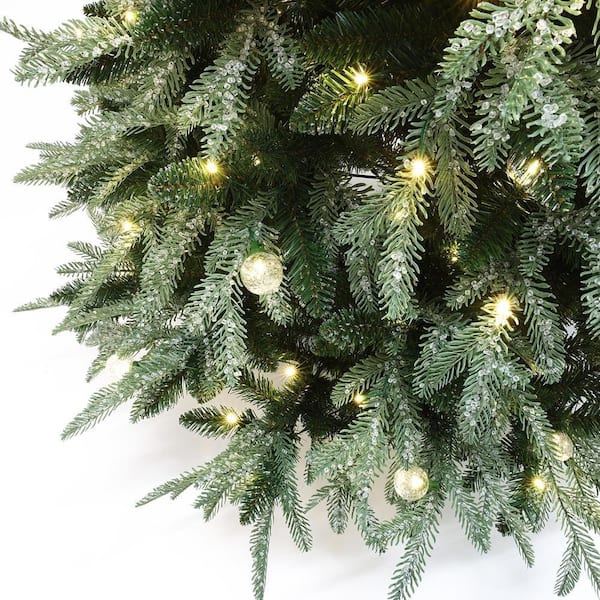 LuxenHome 7.5 ft. PreLit Green Full Artificial Christmas Tree with
