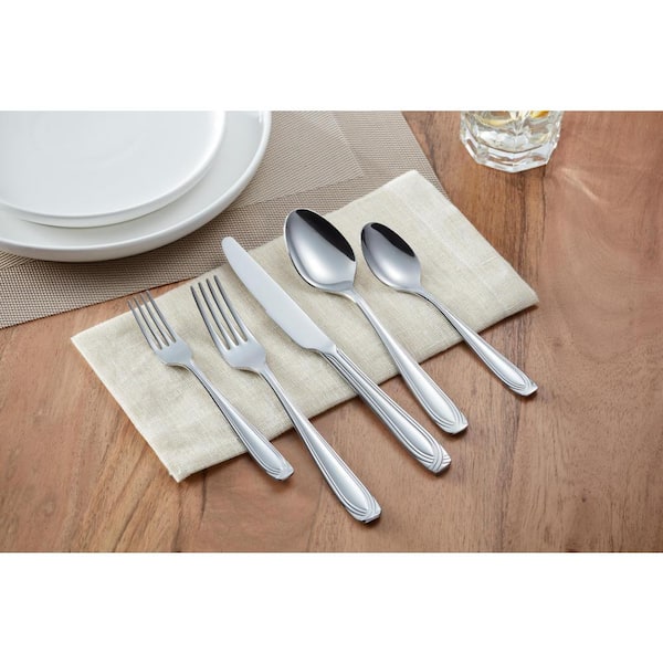 https://images.thdstatic.com/productImages/3bf42674-b006-439a-ba90-bfeebe7a42df/svn/stainless-steel-home-decorators-collection-flatware-sets-ks0991-45p-e1_600.jpg
