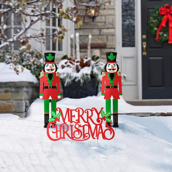 https://images.thdstatic.com/productImages/3bfde363-066d-4c14-8338-0c963fc9543a/svn/glitzhome-christmas-yard-decorations-2010200054-77_600.jpg