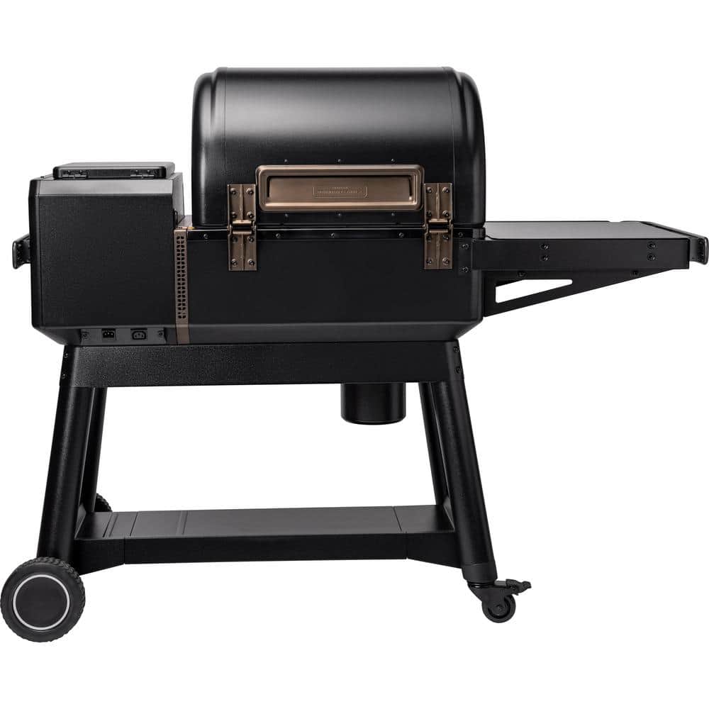 Traeger Ironwood Black Electric Wood Pellet Grill with WiFi