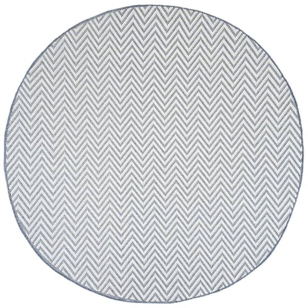 SAFAVIEH Bermuda Blue/Creme 5 ft. x 5 ft. Round Machine Washable Chevron Geometric Indoor/Outdoor Area Rug