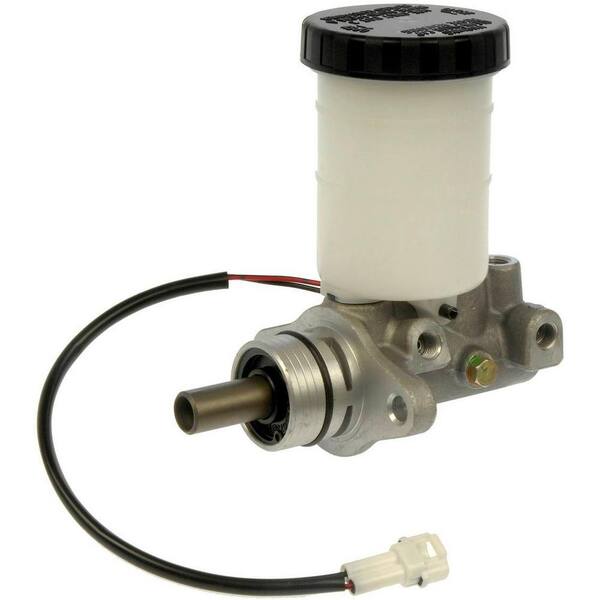 First Stop Brake Master Cylinder 1996-1998 Suzuki Sidekick 1.8L
