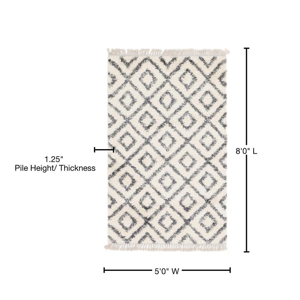 Ivory Geometric Braided Edge Shag Rug 5' x 8'