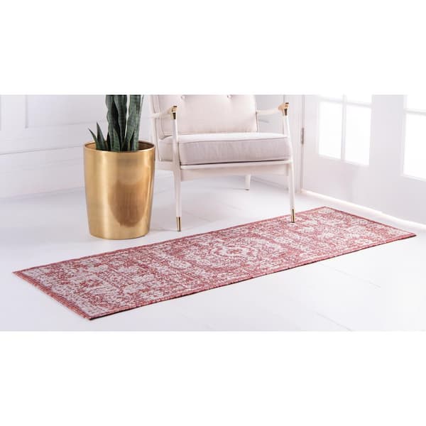 Rust Red Timeworn Outdoor 2 ft. x 6 ft. Runner Rug