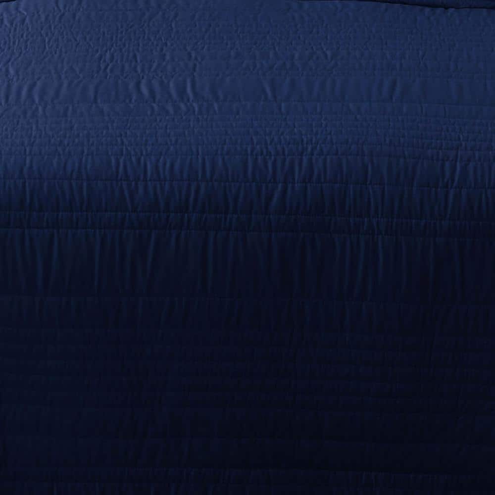 Navy Microfiber Full/Queen Quilt Set with Down Alternative Fill