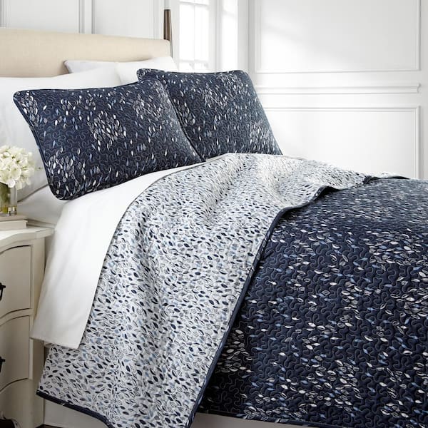 Southshore Fine Linens Botanical Leaves Blue Reversible Microfiber Full/Queen Quilt Set