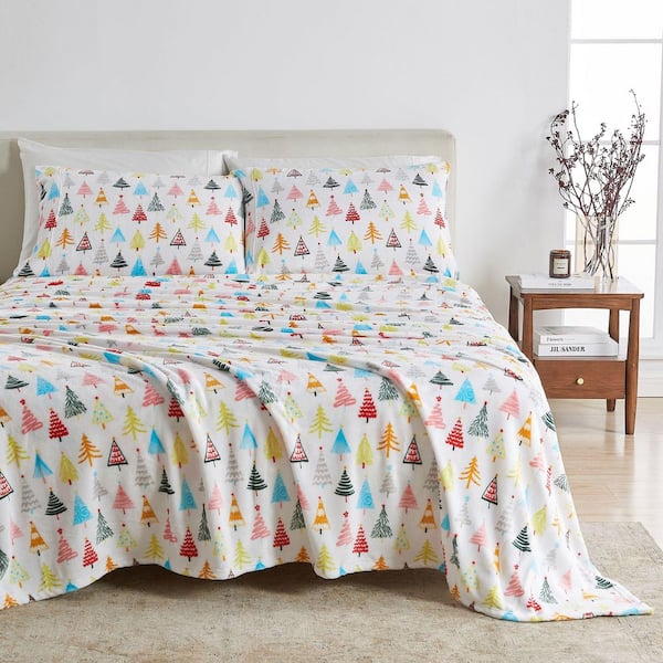 White Ultra Soft Velvet Plush Polyester Printed 4-Piece King Bed Sheet Set