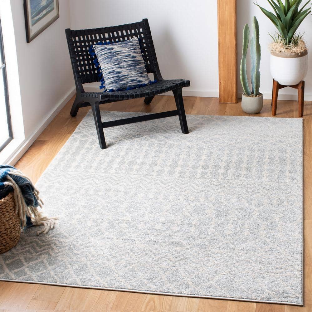 Tulum 3 ft. x 5 ft. Light Gray/Ivory Tribal Chevron Diamond Area Rug price history on PriceWatchPro