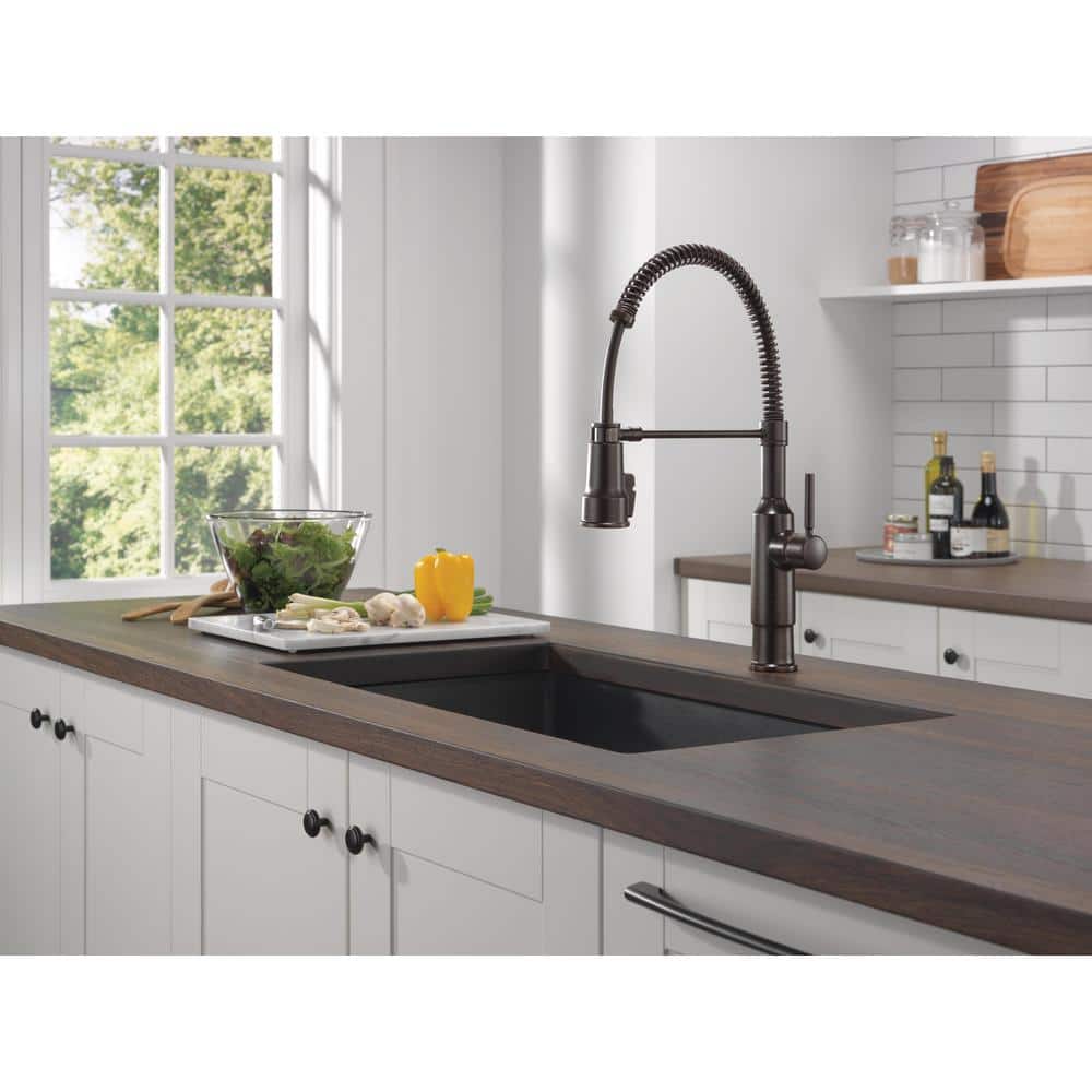 Venetian Bronze Pull-Down Sprayer Kitchen Faucet with Magnetic Docking