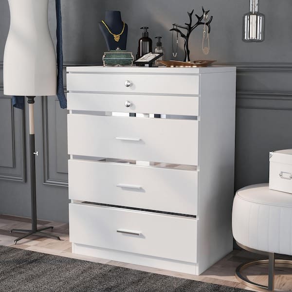 Furniture of America Solvang 5-Drawer White Chest of Drawers (39.5 in. H x 29.5 in. W x 19 in. D)