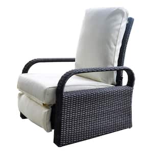 Automatic Adjustable Wicker Outdoor Chaise Lounge withcream Cushions