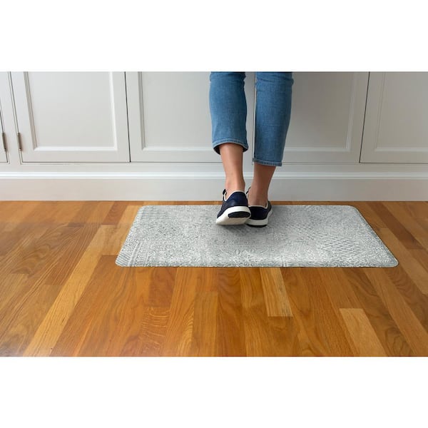 Emeril Lagasse 2-ft x 3-ft Grey Rectangular Indoor Anti-fatigue Mat in the  Mats department at