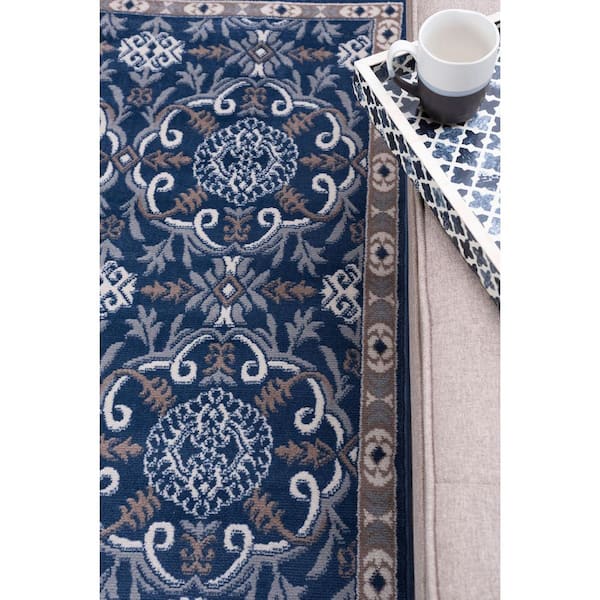 Payton Traditional Medallion Area Rug (9' x 13') - 8'10 x 13'1