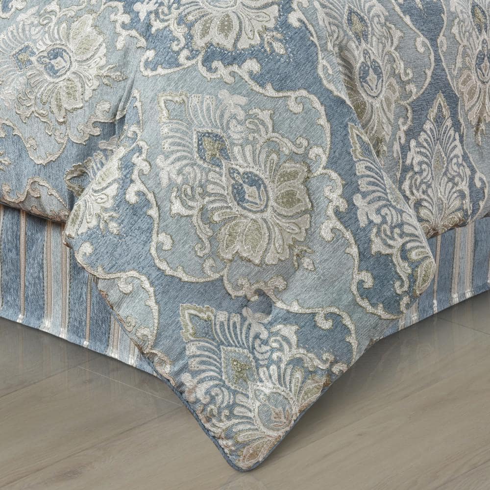 King Blue Velvet Traditional Comforter Set