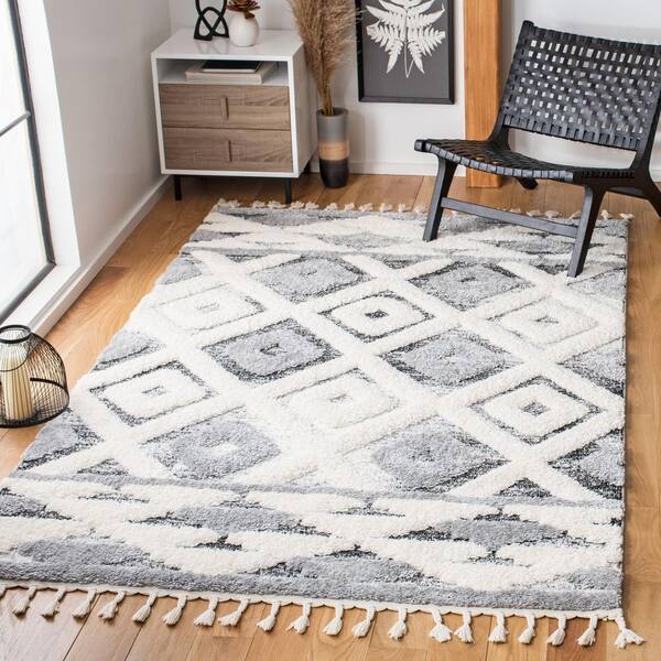 Moroccan Tassel Shag 3 ft. x 5 ft. Gray/Ivory Diamond High-Low Fringe Area Rug