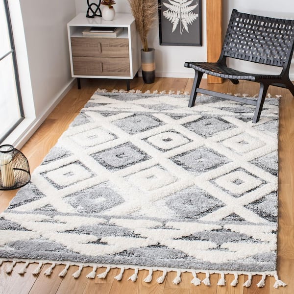 Moroccan Tassel Shag 4 ft. x 6 ft. Gray/Ivory Diamond High-Low Fringe Area Rug